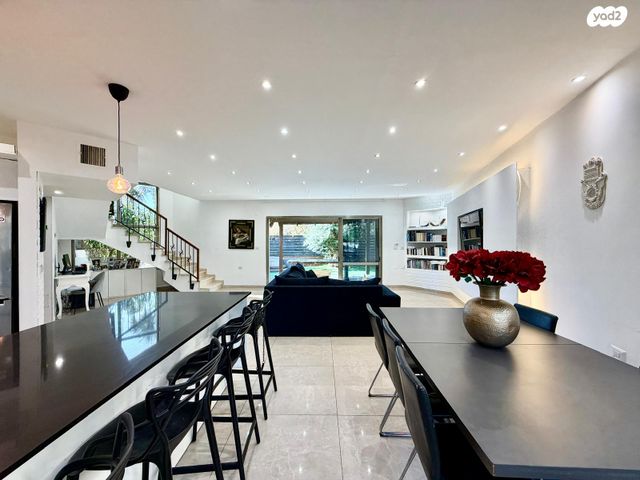 בית פרטי/ קוטג', הידידות 14, נוף הטיילת, נתניה