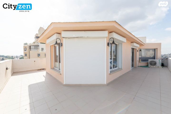 גג/ פנטהאוז, שרת, צפון מזרח מרכז העיר, נתניה