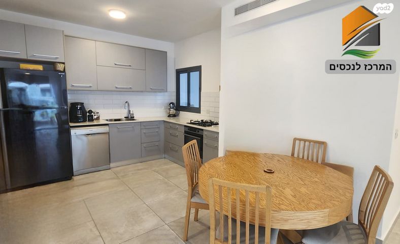 דירה, יעקב תמרי, רחובות