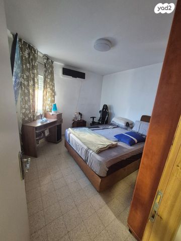 דירה, דוד המלך 303, קרית ארבע