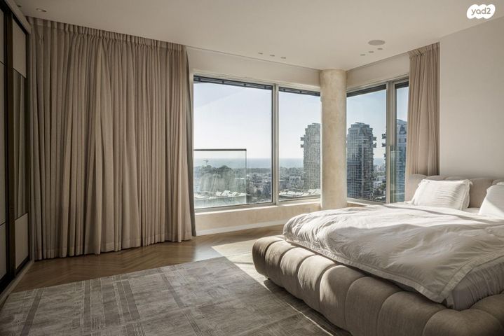 דירה, ניסים אלוני, צמרות איילון, פארק צמרת, תל אביב יפו