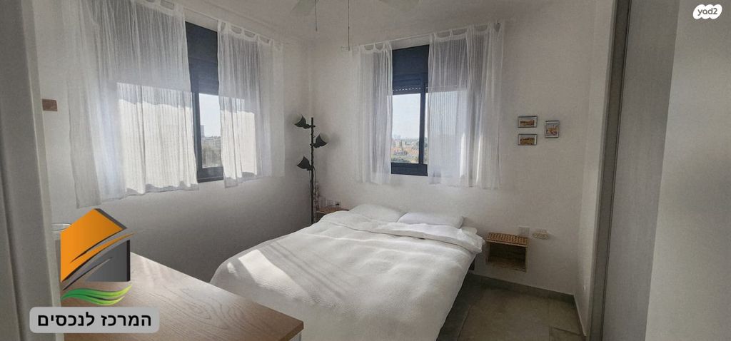 דירה, יעקב תמרי, רחובות