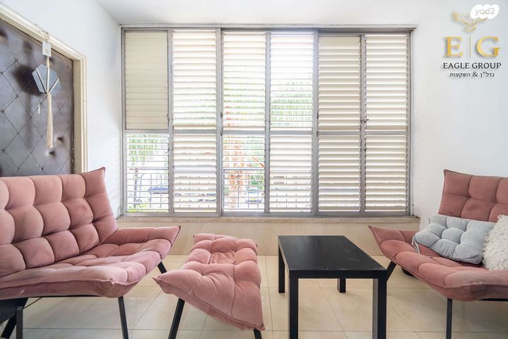 דירה, כובשי החרמון, רחובות