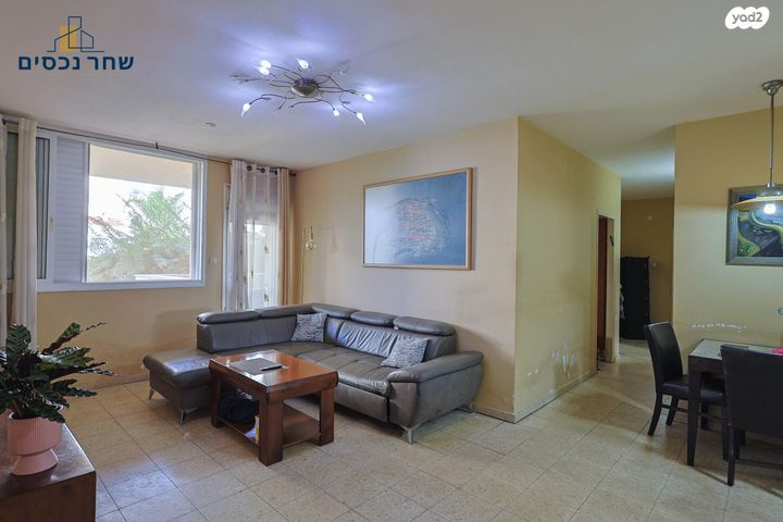 דירה, כפר סבא