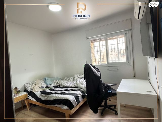 דירה, מזל גדי, פסגת זאב, ירושלים