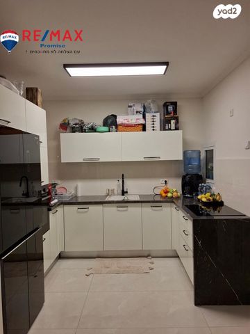 דירה, שדרות אליעזר בן יהודה 4, אשקלון