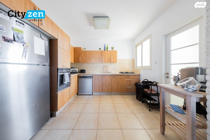 דירה, ליבר זאב 10, קרית השרון, נתניה