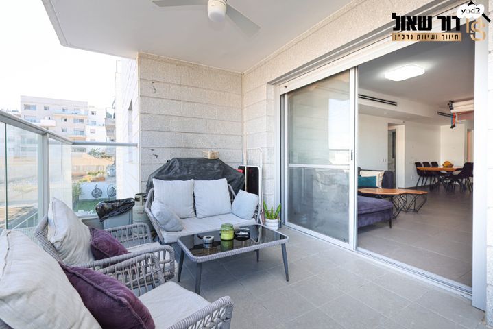 דירה, אליהו הנביא, פסגות אפק, ראש העין