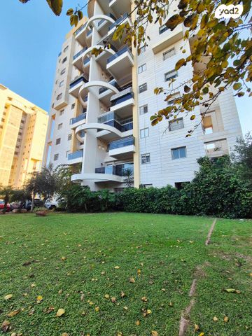 דירה, מעגל השלום, קרית חתני פרס נובל, ראשון לציון