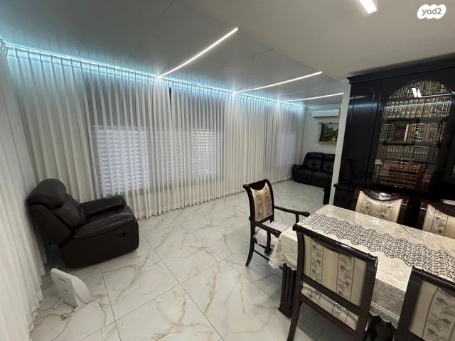 דירה, רבי שמעון בר יוחאי, אחוזת ברכפלד, מודיעין עילית