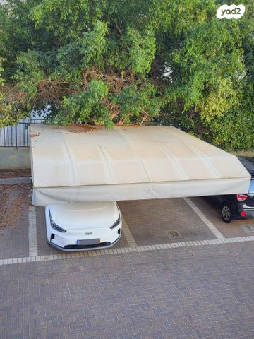 דירה, פורצי הדרך, הרצליה