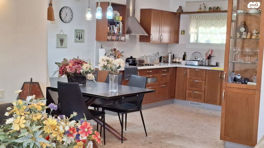 בית פרטי/ קוטג', רפאל דה לה פרגולה, גילה, ירושלים