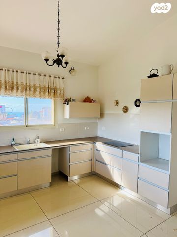 דירה, לאה, כרמליה, חיפה