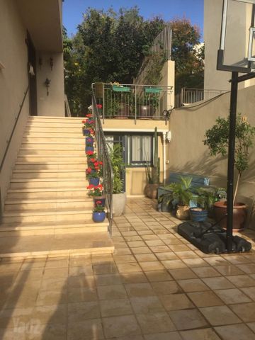 דו משפחתי למכירה בתל אביב יפו (תיווך) — 4