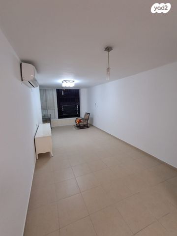 דירה, הרשת 19, לב העיר, בת ים