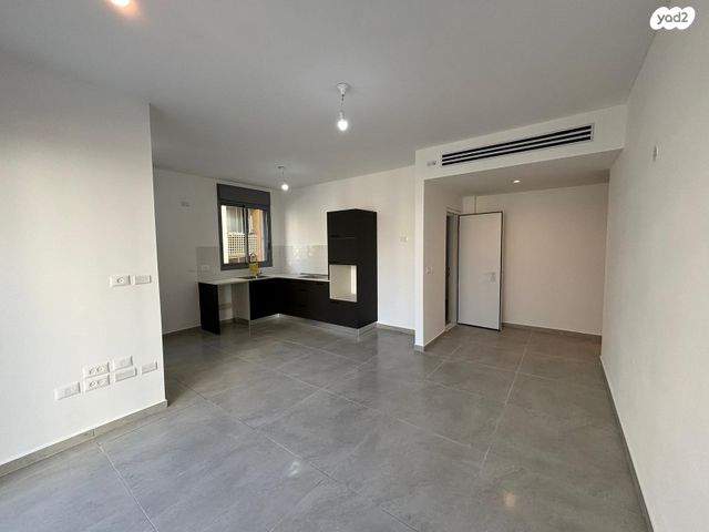 דירה, התחייה, כפר סבא