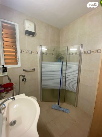 דירה, משה שרת, באר שבע