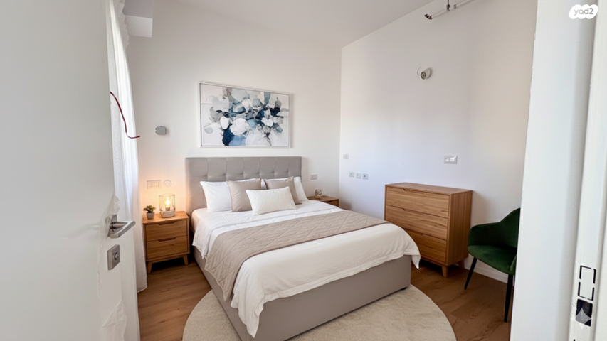 גג/ פנטהאוז, המעגל, פועלי הרכבת, גבעתיים