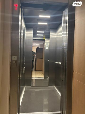 דירה, הלוח העברי, מודיעין מכבים רעות