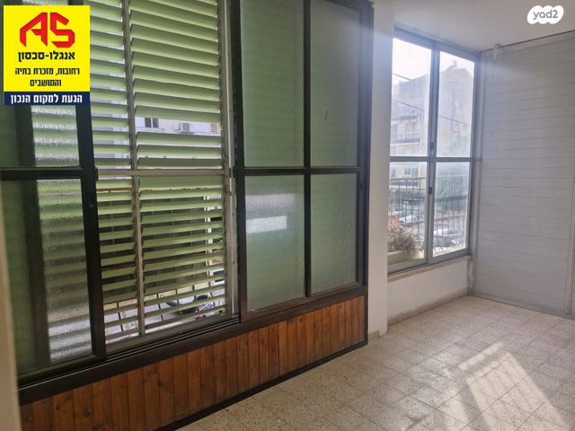 דירה, א.ד. גורדון, א' / צפון מזרח העיר, רחובות