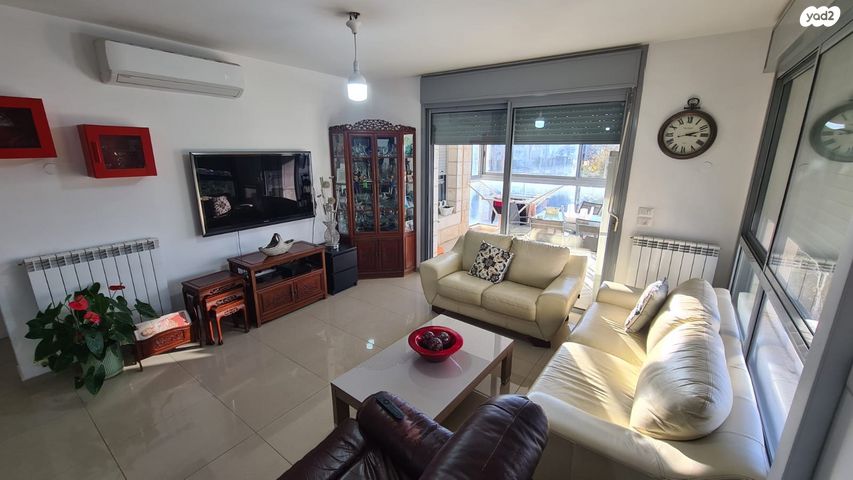 דירה, יפה רום, גילה, ירושלים