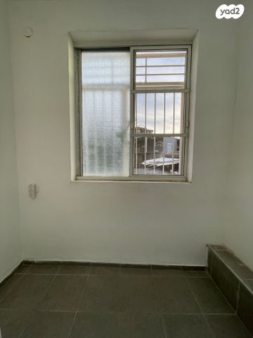 דירה, אהרון בן יוסף, גבעה א', שביט, קרית אתא