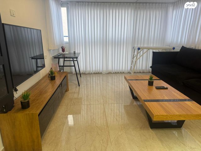 דירה, הנמל, מרינה, פארק לאומי וחופים, אשקלון