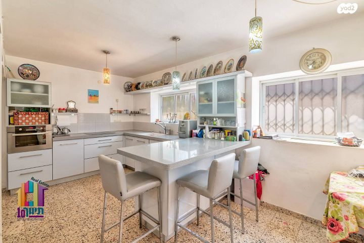 בית פרטי/ קוטג', נווה אילן - אזרחי, יבנה