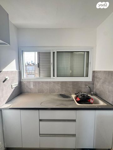 שדרות יוספטל 6