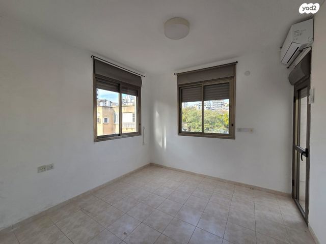 פנחס רוטנברג 17