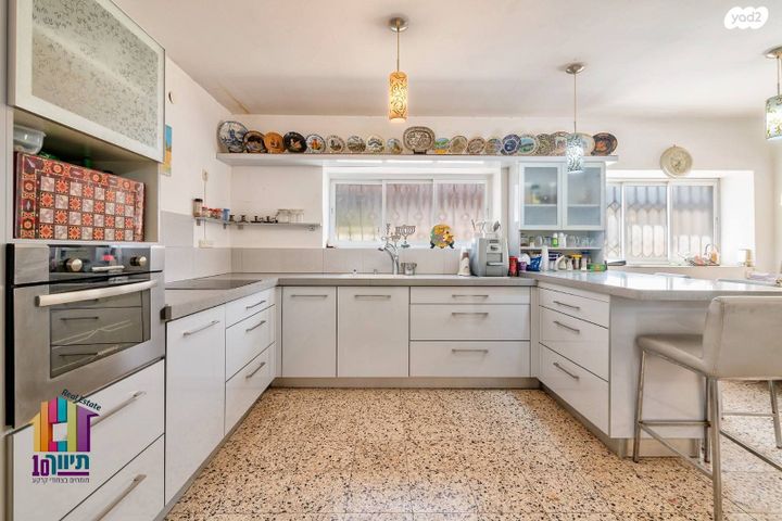 בית פרטי/ קוטג', נווה אילן - אזרחי, יבנה