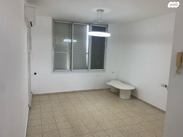 דירה, אריה רובין 18, משמר נוף, לוד