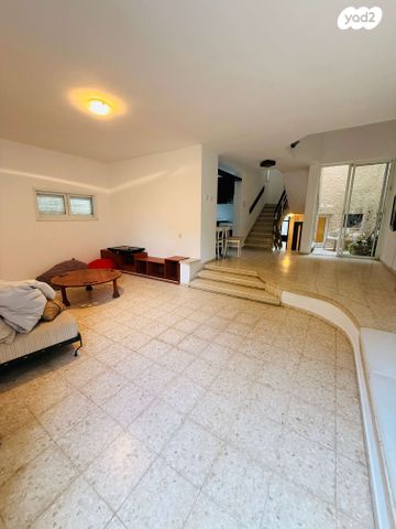 דירת גן, שיכון דן, נווה דן, תל אביב יפו