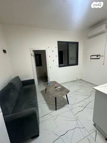 דירה, החשמל 2, נווה פז, חיפה