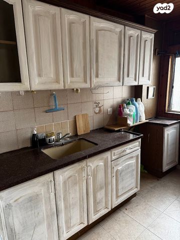 דירה, שדרות זלמן שז"ר 27, עין שרה, נהריה