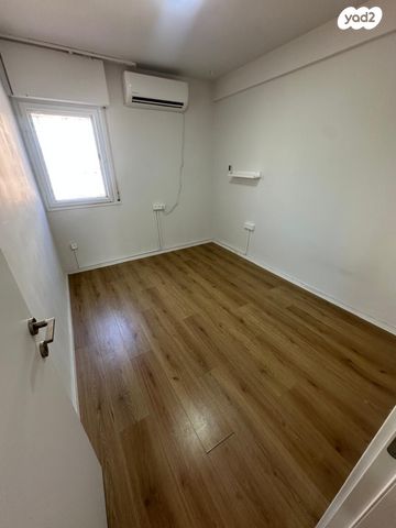 דירה, הרב מיימון 40, נווה שאנן, חיפה