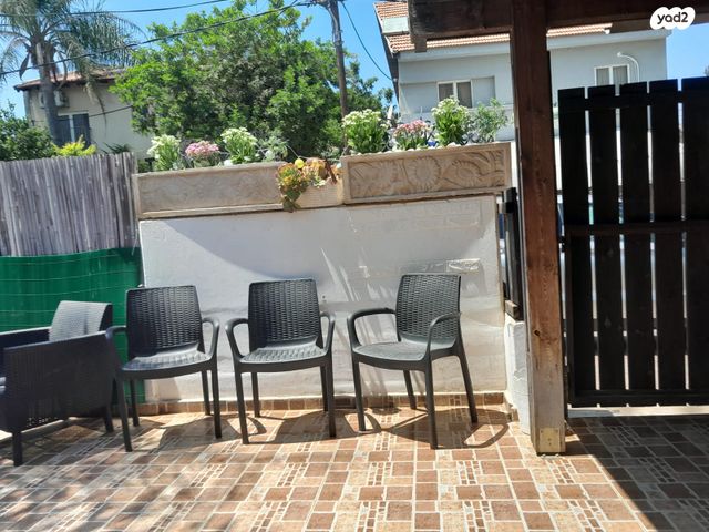 בית פרטי/ קוטג', מנוחה ונחלה, הוד השרון