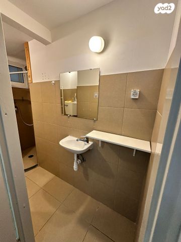 דירה, הנמל 63, שער פלמר, תחנת רכבת השמונה, חיפה