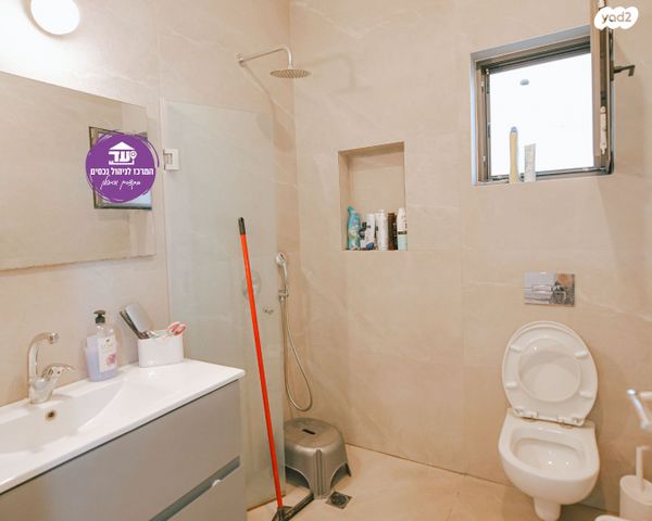 בית פרטי/ קוטג', דרך הצבר, ראש פינה