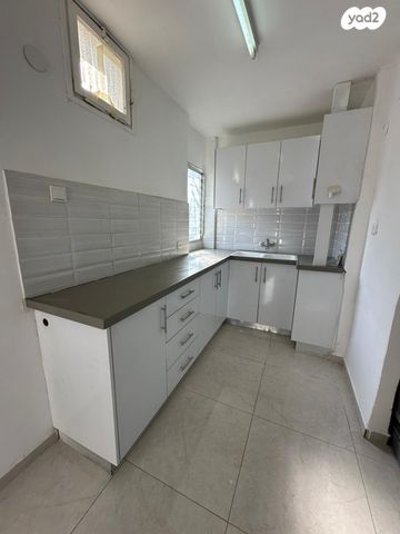 אסף שמחוני 14