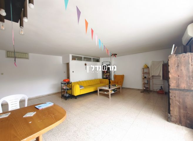 דירה, שדרות וייצמן, רמת השרון