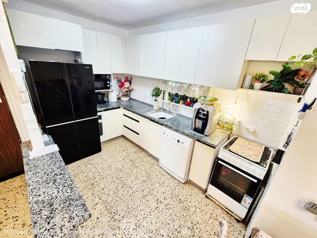 דירה, הרב ינובסקי, רמז, מערב ותיק, ראשון לציון