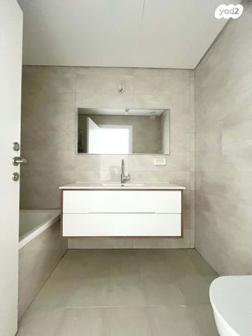 דירה, הטבק, אלון, רמת השרון