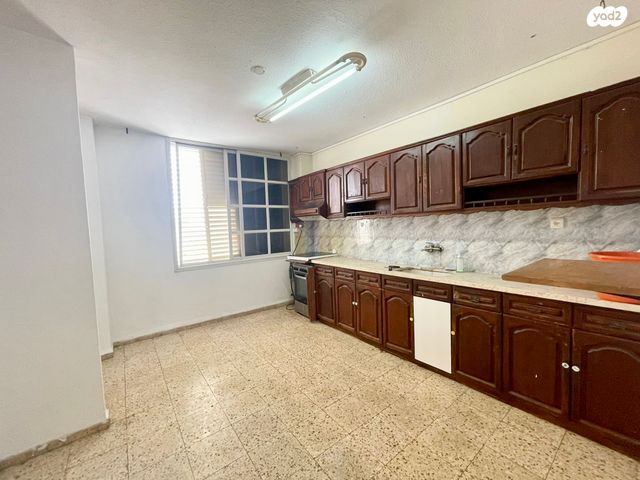 דירה, כורש, שכון עובדים, עפולה