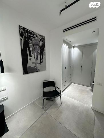 דירה, המעיין 3, שכונת הראשונים, רמת גן