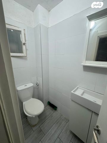 דירה, גיורא 17, צור שלום, קרית ביאליק