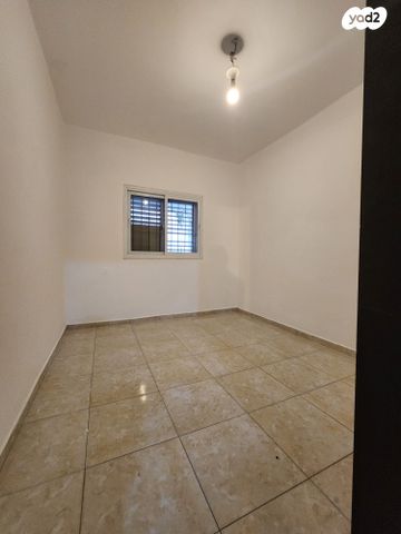 דירת גן, החיזיון, קרית שלום, תל אביב יפו