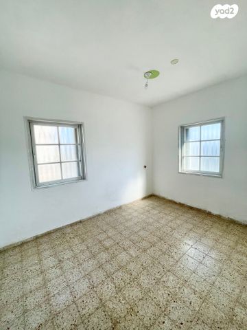 דירה, כורש, שכון עובדים, עפולה