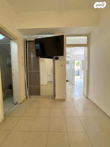 דירת גן, ברק 68, מוצקין הותיקה, קרית מוצקין