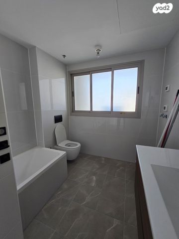 דירה, קהילת פאדובה 32, נאות אפקה א', תל אביב יפו